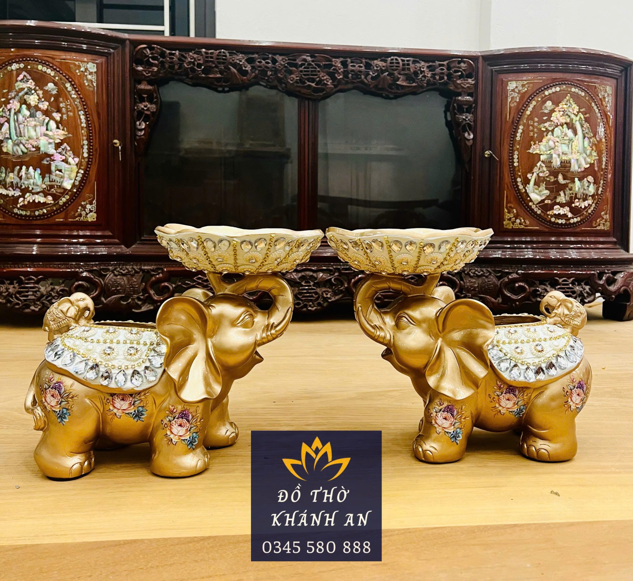 Bàn Thờ Thần Tài Gỗ Dổi Cao Cấp Mệnh Thổ Kim Bàn Thờ Thần Tài Gỗ Dổi Cao Cấp Mệnh Thổ Kim - Ảnh 5