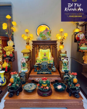 Bàn Thờ Thần Tài Gỗ Hương Đá Mệnh Mộc – Tone Xanh Lá & Lục Bảo, Chuẩn Phong Thủy