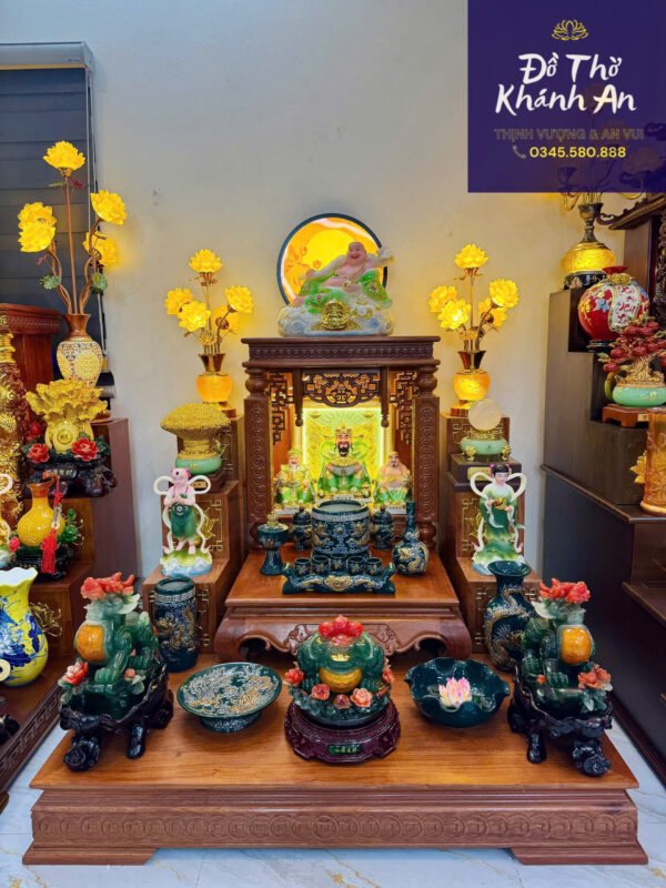 Bàn Thờ Thần Tài Gỗ Hương Đá Mệnh Mộc – Tone Xanh Lá & Lục Bảo, Chuẩn Phong Thủy