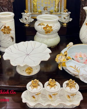 Bộ Đồ Thờ Cao Cấp Bạch Ngọc Hoa Sen Vàng
