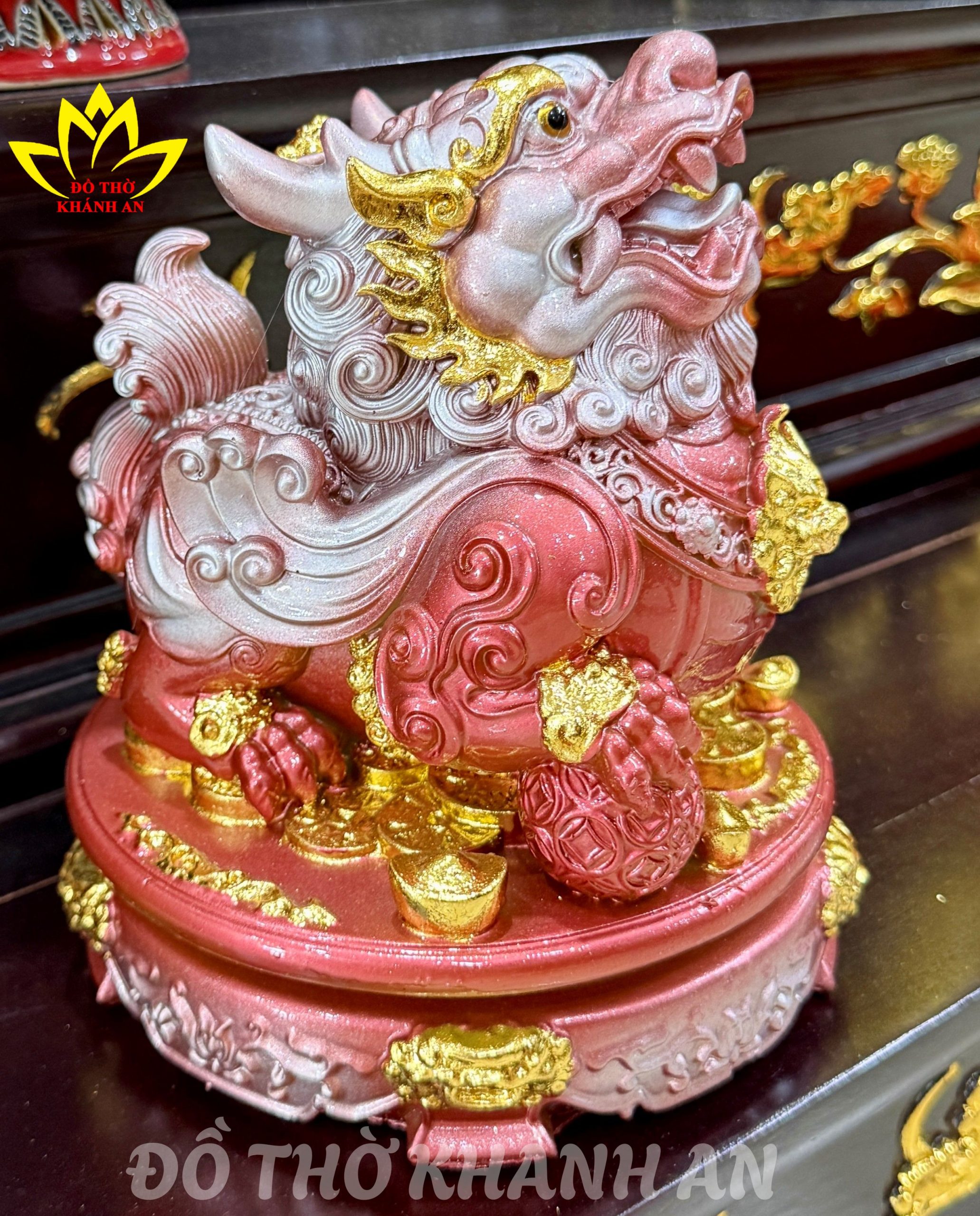 COMBO BÀN THỜ THẦN TÀI MÁI NHẬT GỖ HƯƠNG ĐÁ DÁT VÀNG CAO CẤP COMBO BÀN THỜ THẦN TÀI MÁI NHẬT GỖ HƯƠNG ĐÁ DÁT VÀNG CAO CẤP - Ảnh 8