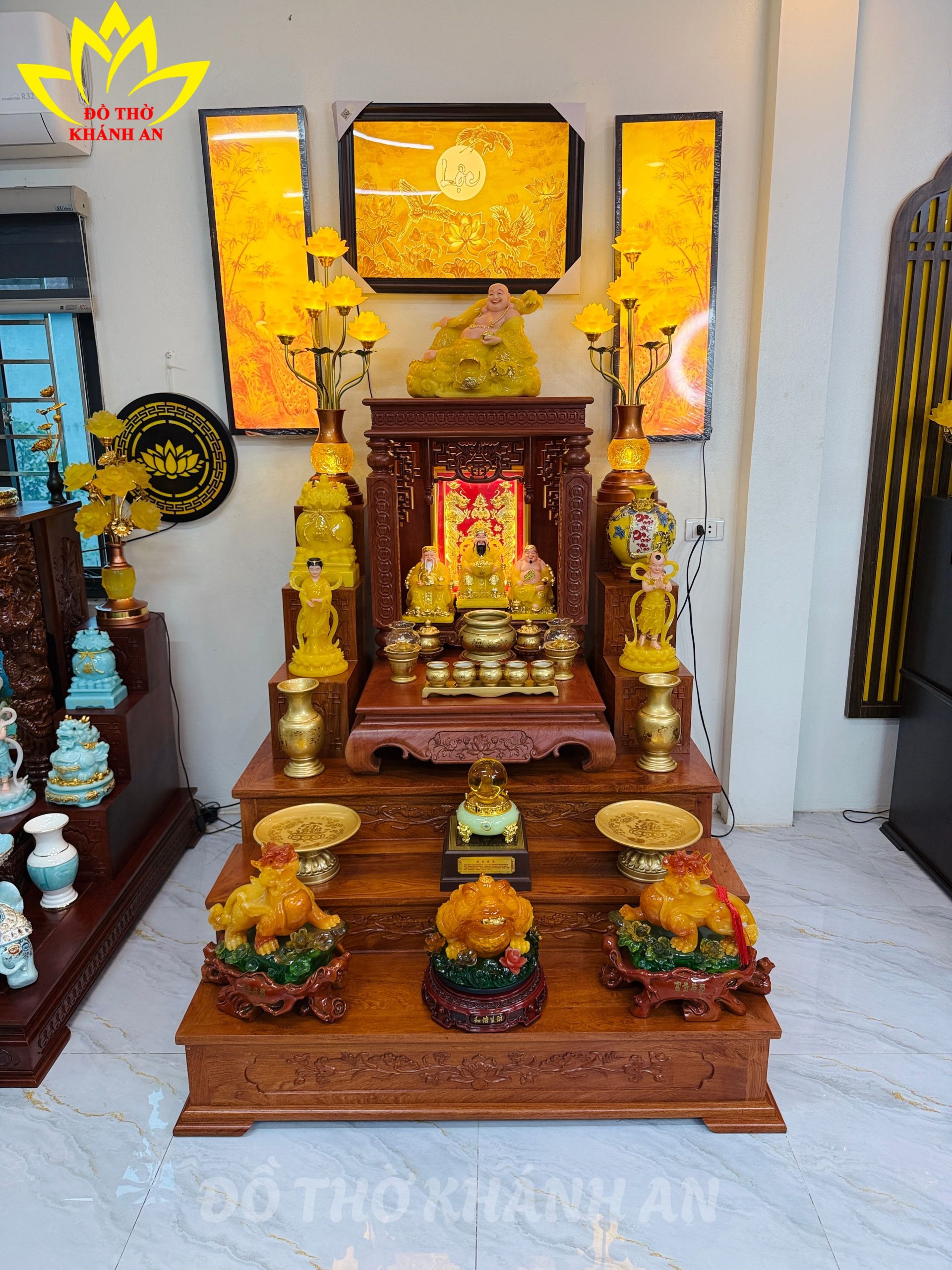 Trọn Bộ Bàn Thờ Thần Tài Mái Bằng Cột Xu Gỗ Hương Đá Trọn Bộ Bàn Thờ Thần Tài Mái Bằng Cột Xu Gỗ Hương Đá